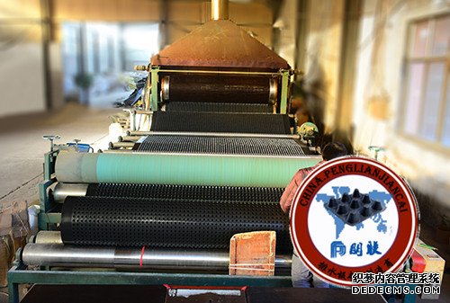排水板廠(chǎng)家http://m.zzqcbjjw.com/